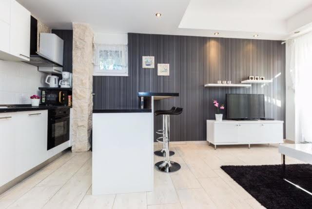 Apartments Elizabeth Biograd Na Moru Luaran gambar