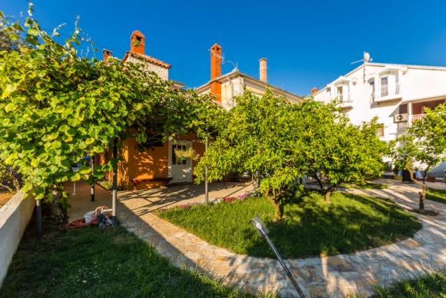 Apartments Elizabeth Biograd Na Moru Luaran gambar
